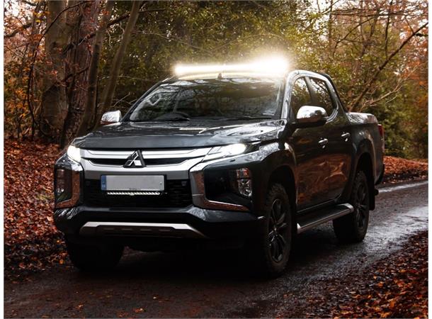 Lazer® Roof Kit med Lazer Triple-R 24E Til Mitsubishi L200 15-19 uten rails