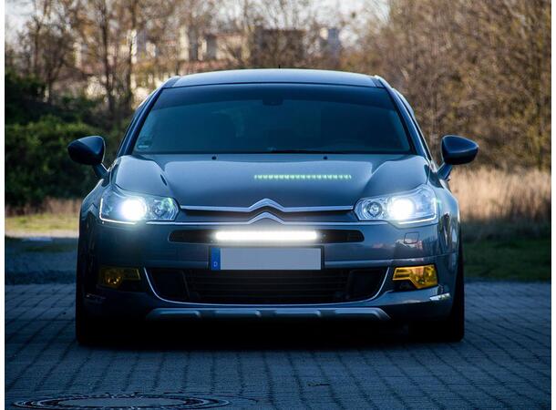 Lazer® Linear 18 std Lengde 532mm. 6750 Lumen 