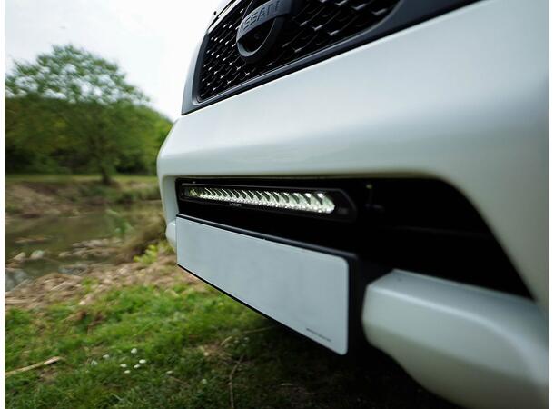 Lazer® Linear 18 ELITE positionlight Lengde 532mm. 12150 Lumen. Med parklys 