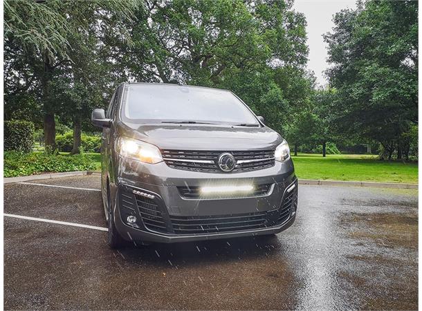 Lazer® Grillkit med Linear 18 ELITE til Expert / Jumpy / Vivaro 2016-2021