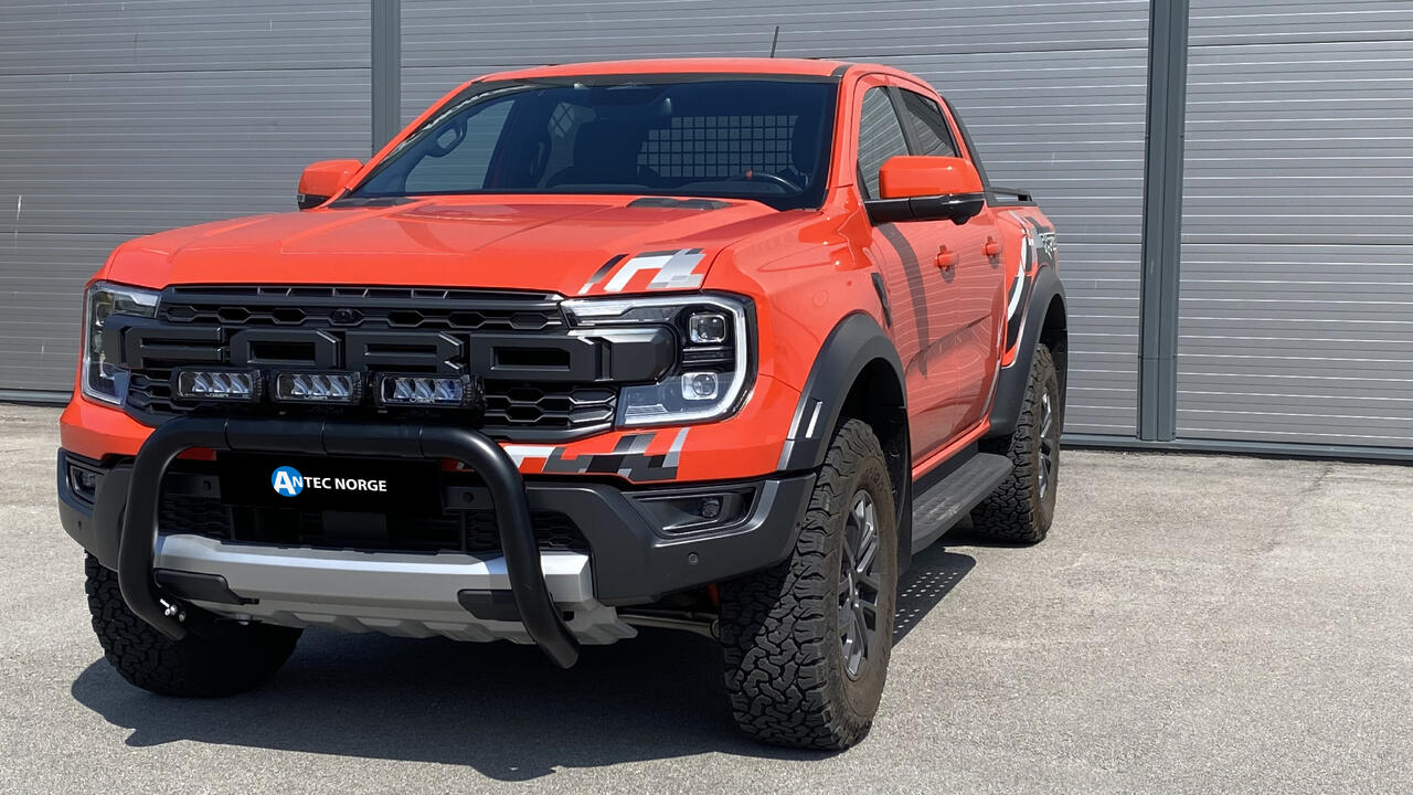 Frontbøyle med tre Lazer Triple-R 750 EL Ford Ranger Raptor 2023 ...