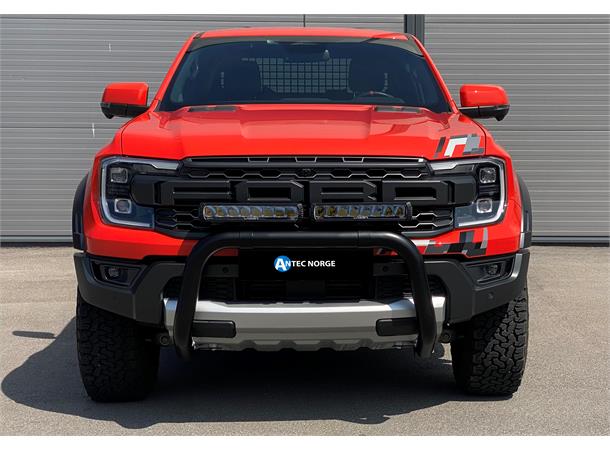 Frontbøyle med to Lazer Triple-R 1000 EL Ford Ranger Raptor 2023+