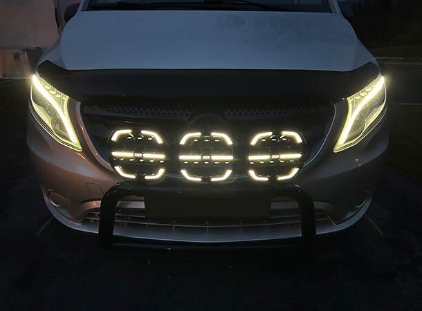 XG9 LED  Driving Light Black Multicolor Parklys Hvit, Gul og Grønn.