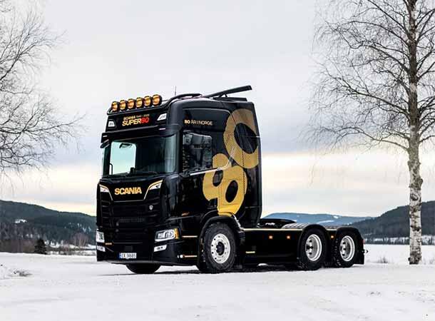 Lazer Sentinel 9 Elite PL2 DT-4 SCANIA SUPER 80.  DT-4 Sort. 