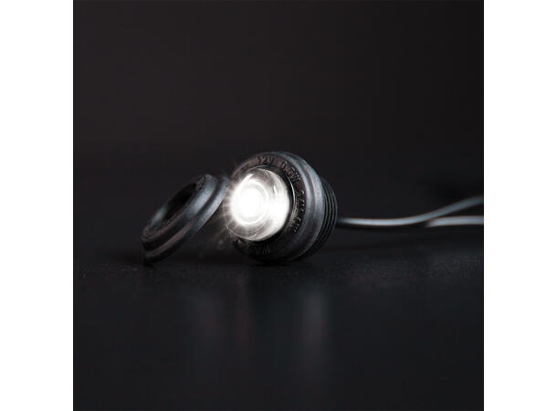 Strands Freedom Black Raven Hvit. Ø30mm. Posisjonslys
