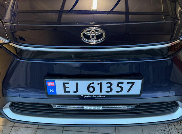 Grillkit med Glide 18 Elite Toyota BZ4X 