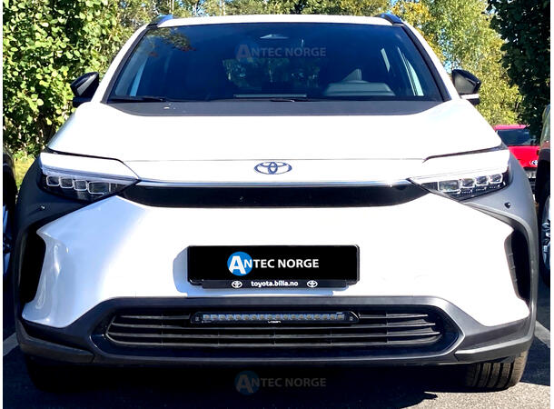 Grillkit med Linear 18 ELITE Toyota BZ4X 