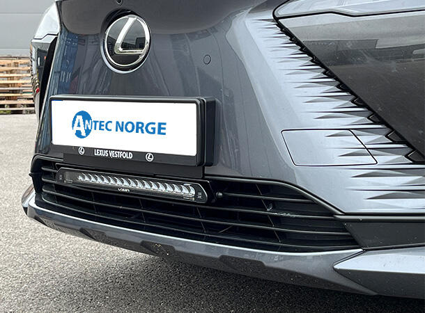 Grillkit med Linear 18 ELITE Passer Lexus RZ 450e 2023- 