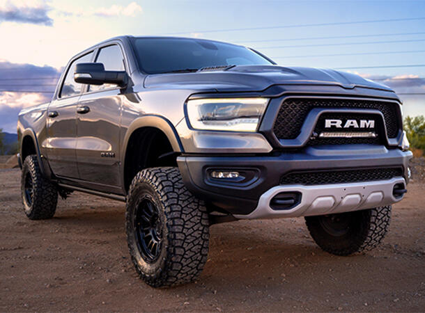 Lazer® Grillkit med Linear 18 Elite Ram Rebel 2019-2024