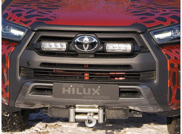 Lazer® Grillkit med Triple-R 750 Hilux InvincibleX 2025- Uten Canbus 