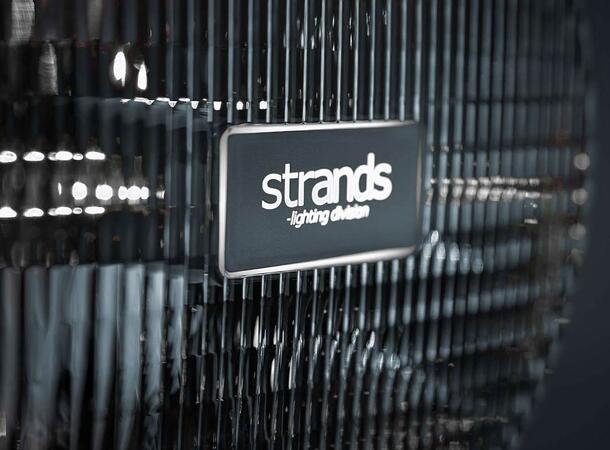 Strands Ize Led OG 9" med parklys. 180W. 12000Lm 