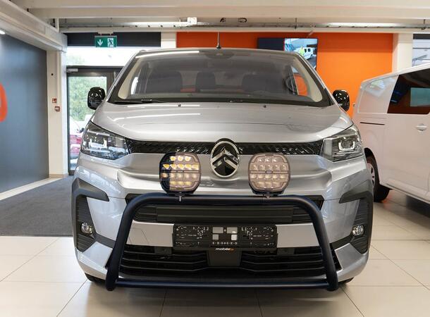 XG9 lyspakke med frontbøyle Til Fiat Scudo 2024- 