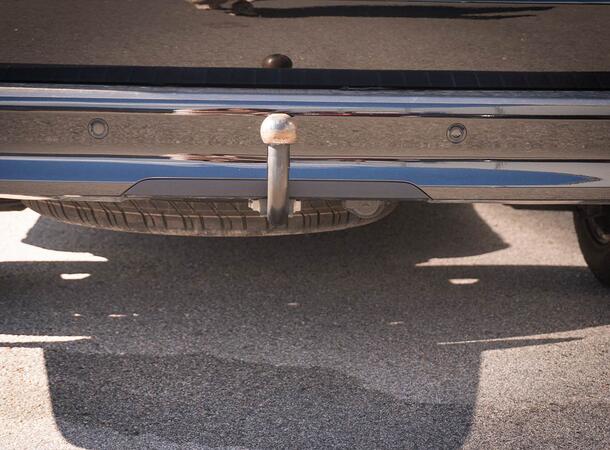 3D Deksel for bakre støtfanger Mercedes Vito 2024- med hengerfeste 