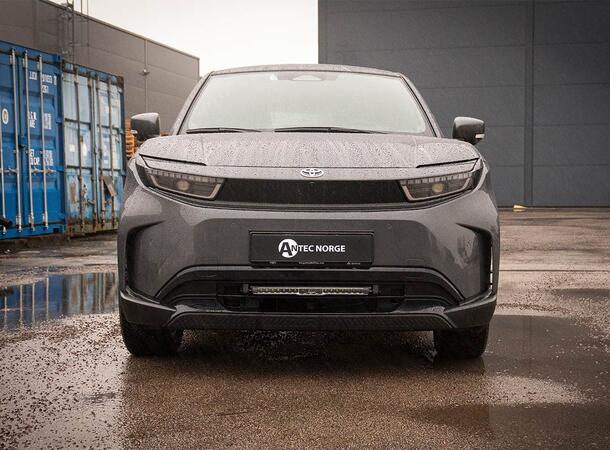 Grillkit med Lazer Glide 18 Elite Med Canbus. Toyota Urban Cruiser 2025- 