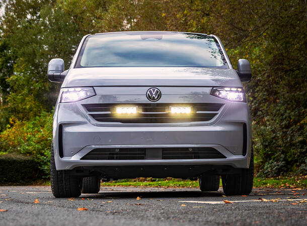 Lazer® Grillkit med Triple-R 750 ELITE Til Transporter T7 med Canbus Modernum