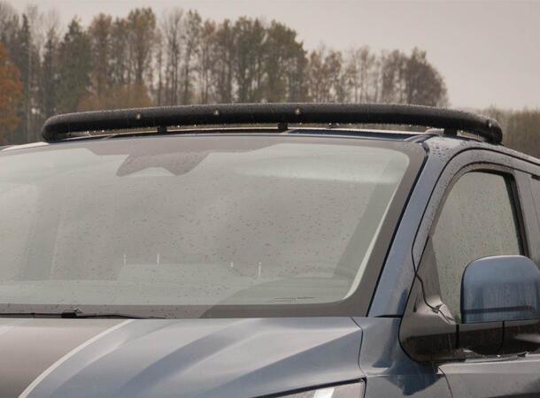 Antec® Fremre Takbøyle sort med lys Til Transit Custom 24- 