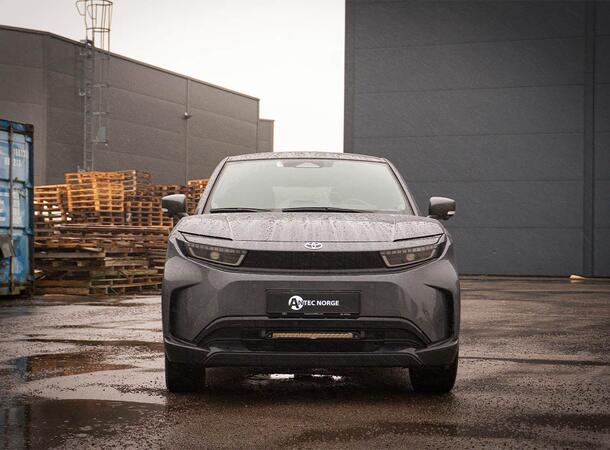 Grillkit med Lazer Linear 18 ELITE Med Canbus. Toyota Urban Cruiser 2025- 