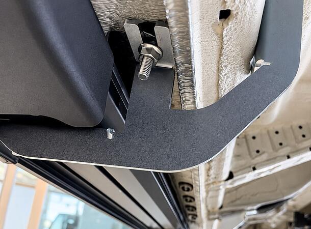 Omtec Stigtrinn Apa Black VW Crafter L3 4M/ Man TGE 2017- 