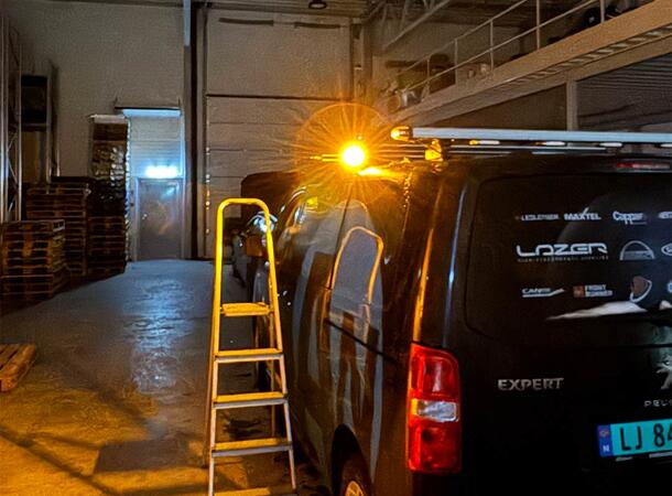 XG Dual 180 Varsellys og arbeidslys 180°. Til Tak 