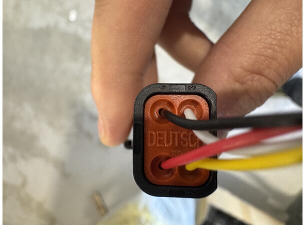 XG Harness Adapter DT4 - DIN2 til XG Marker Clear / Strobe. 