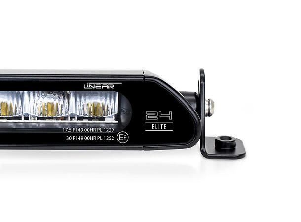 Lazer® Grillkit med Linear 24 Elite Til Chevrolet Silverado 2500/3500