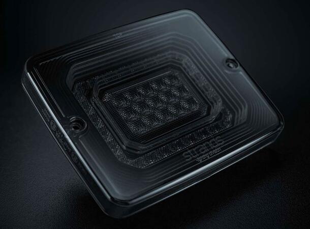 Strands FOR9T Illusion Baklampe 2 Funksjoner. Ryggelys/Tåkelys. 10-40V 