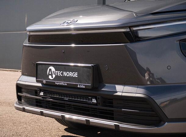 Grillkit med Linear 18 ELITE+ Canny Canbus - Toyota BZ4X Touring 2026- 