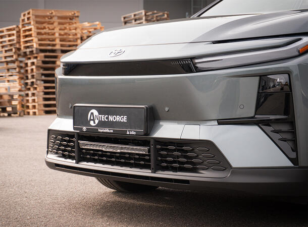 Grillkit med Lazer Glide 18 Elite Toyota C-HR+ 2025- Modernum Canbus 