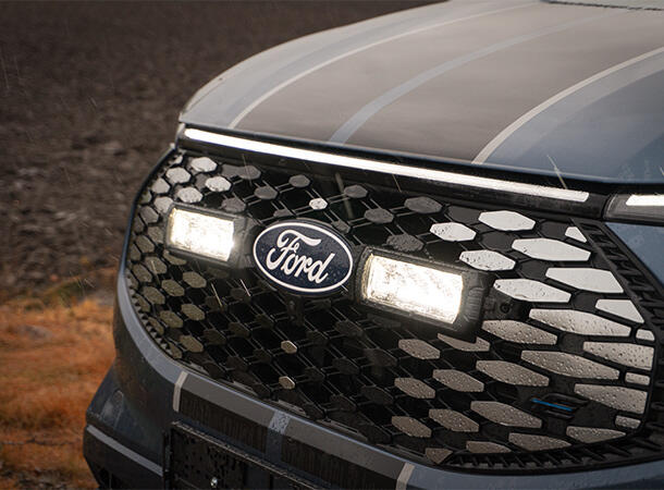 Lazer® Grillkit med Triple-R 750 ELITE Adaptiv LED-Ford E-Transit Custom 2023+ 