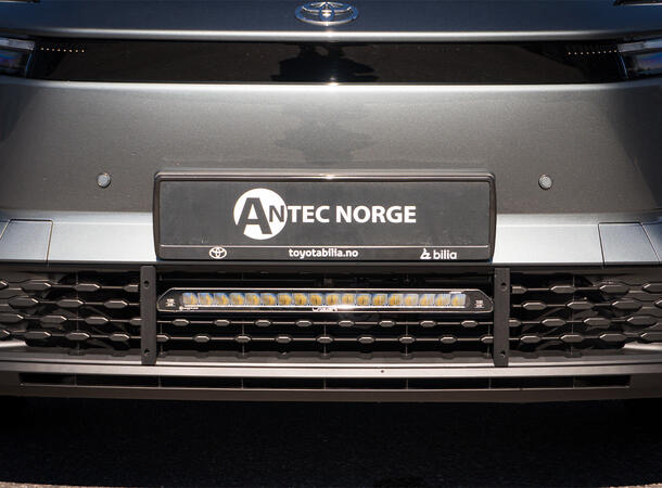 Grillkit med Lazer Linear 18 ELITE Toyota C-HR+ 2025- Modernum Canbus 
