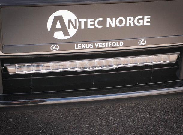 Grillkit med Glide 18 Std Uten Canbus. Lexus RZ 550e 2025- 