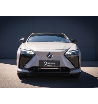Grillkit med Linear 18 ELITE Med XBB. Lexus RZ 550e 2025-