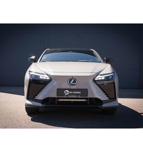 Grillkit med Linear 18 ELITE Med XBB. Lexus RZ 550e 2025-