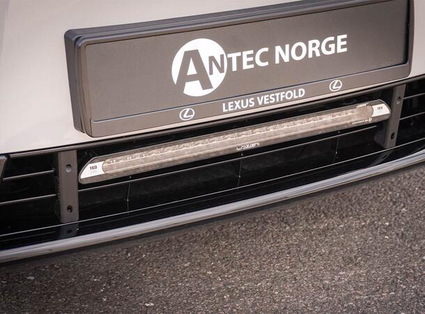 Grillkit med Linear 18 ELITE+ Med XBB. Lexus RZ 550e 2025- 