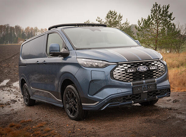 Lazer® Grillkit med Triple-R 750 Beacon Adaptiv LED-Ford E-Transit Custom 2023+ 