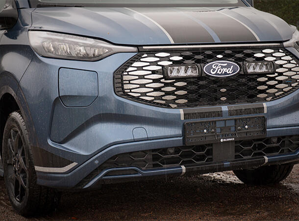 Lazer® Grillkit med Triple-R 750 Beacon Adaptiv LED-Ford E-Transit Custom 2023+ 